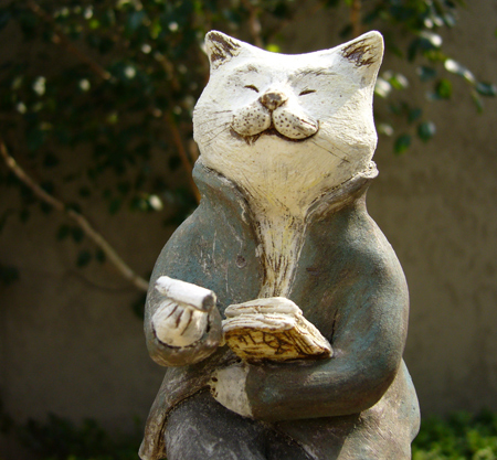 陶芸家「高橋菜緒」さんの造る猫のオブジェ